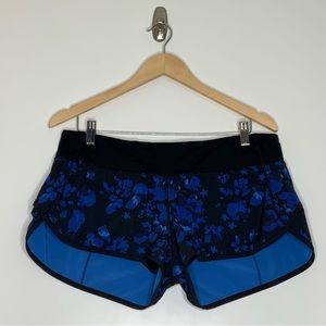 Lululemon Speed-Up 2.5 Shorts, Size 10. Blue/Black.
